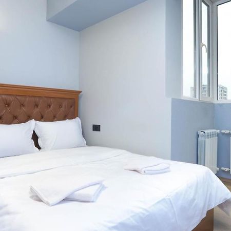 Stay Inn Apartments On Amiryan 15 예레반 외부 사진