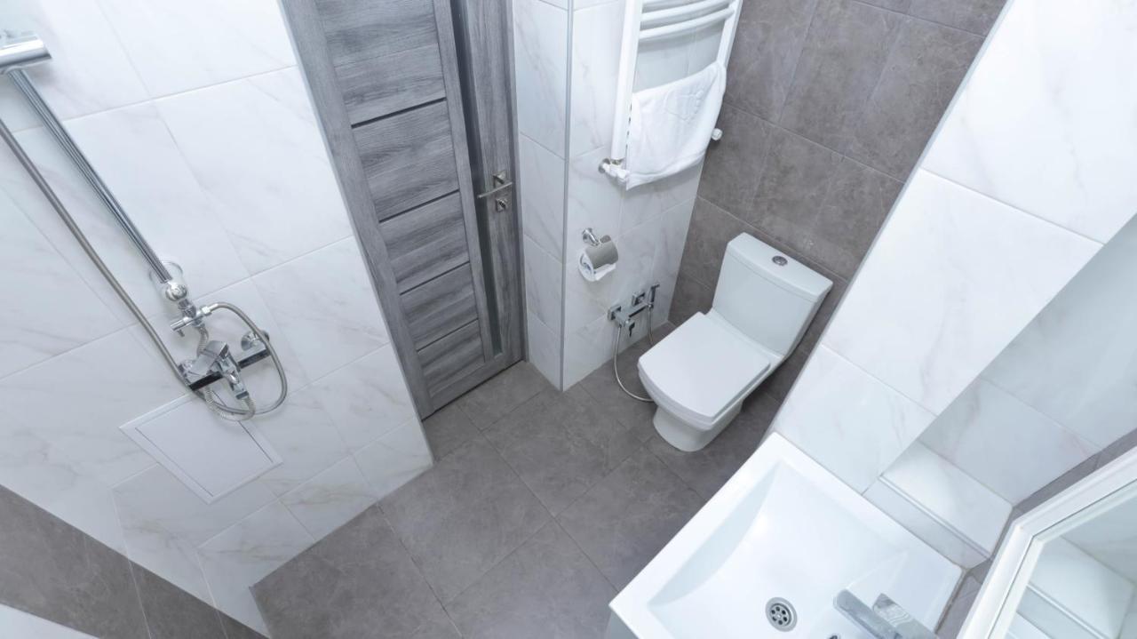 Stay Inn Apartments On Amiryan 15 예레반 외부 사진