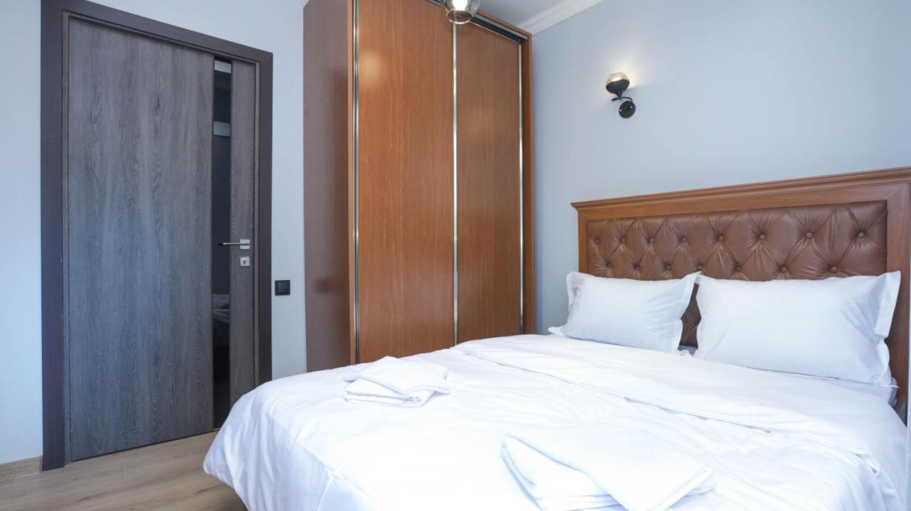 Stay Inn Apartments On Amiryan 15 예레반 외부 사진