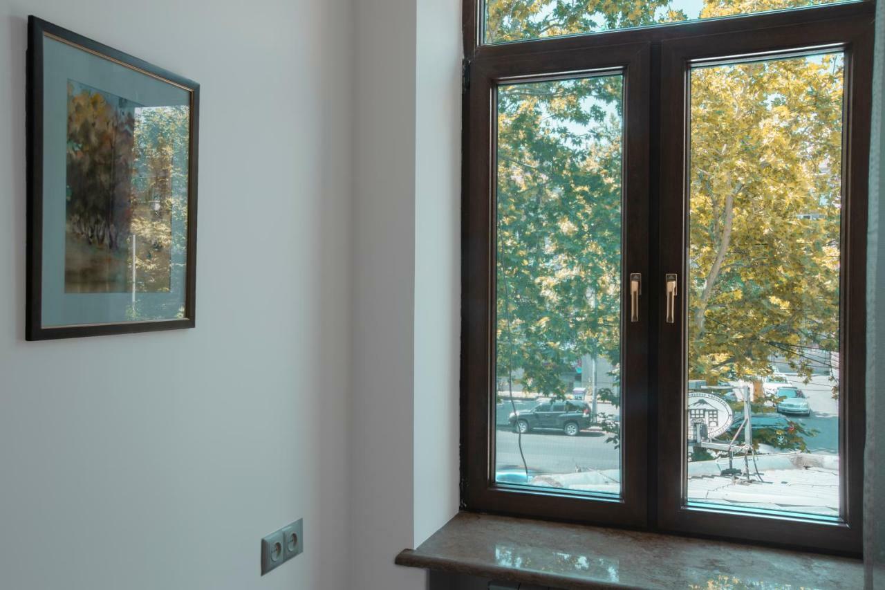Stay Inn Apartments On Amiryan 15 예레반 외부 사진
